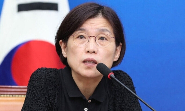 뉴시스