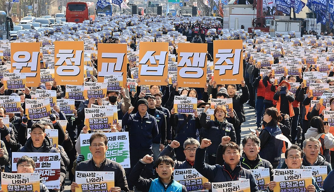 South Korea Eyes Replacement Labor Law Amid Wave of Union Strikes