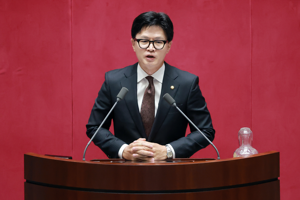 국회의원 된 한동훈 첫 일성 “선관위 외부감사 받게 할 것”…감사원법 개정안 발의 예고