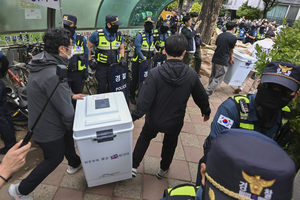 [속보]법원, 잠실 투표용지 보관상자 증거보전 명령…CCTV도 포함