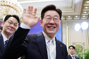 李 “대폭락? 2700비하면…” 코스피8% 급락마감, 올들어 두번째 낙폭