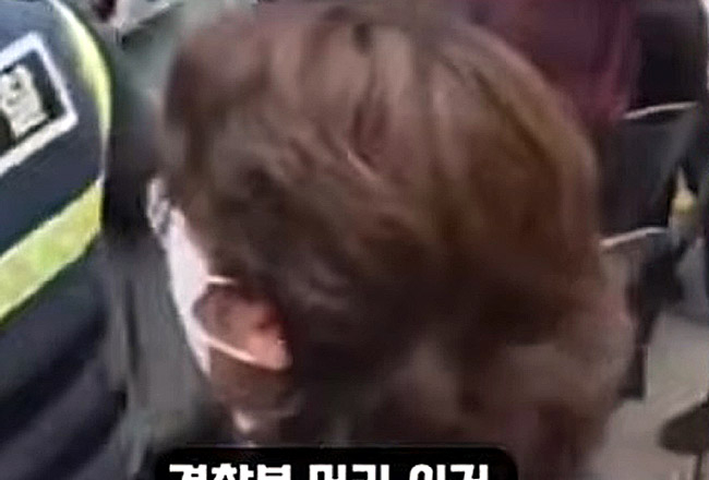 “가짜경찰? 용역?” 잠실투표소 ‘장발 경찰’ 논란… 알고 보니