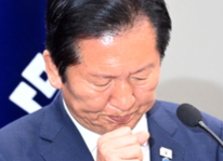 박지원 “국힘에 지지율 역전…정청래 지도부 총사퇴해야”