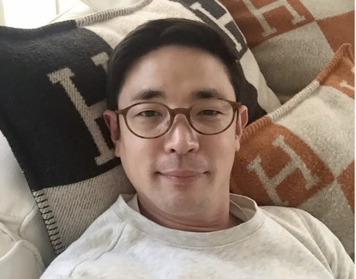 “잠실 시위에 햄버거 100개 지원하자, 욕설·장난전화 쇄도” 주장 아이돌출신 사업가