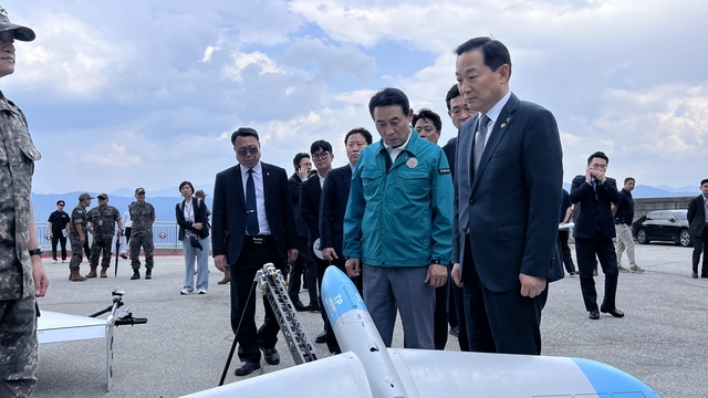 국방부가 주최하는 ‘2026 대한민국 드론 공방전’ 예선 대회가 이달 10일부터 12일까지 경기 포천시 승진훈련장에서 열린다. 포천시 제공