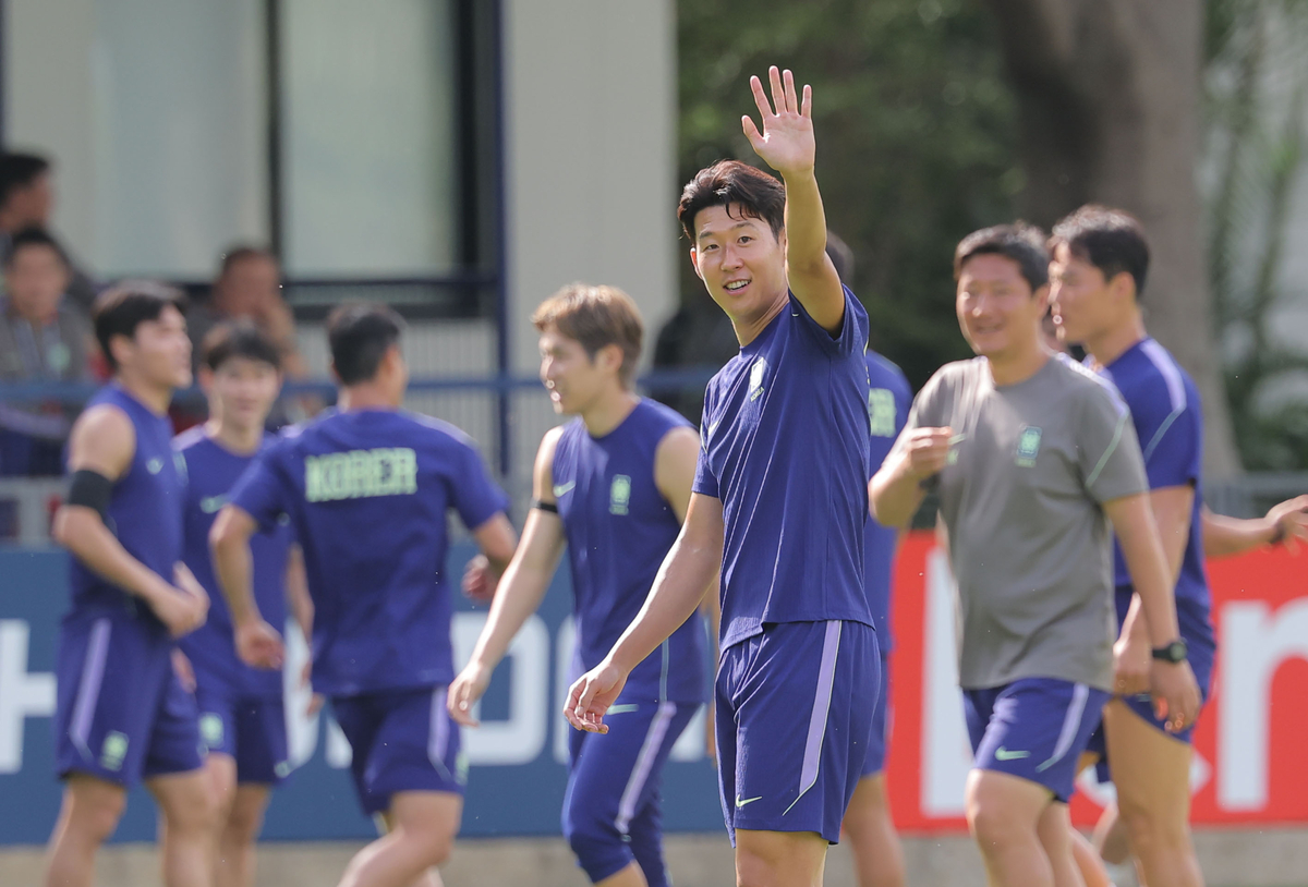 ‘축구룰 언제 바뀌었어?’ 전반 22분에 끊고 중간광고한다