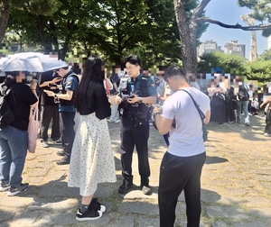 “22만원 티켓이 68만원에 팔렸습니다”…BTS 공연장 암표상 11명 덜미