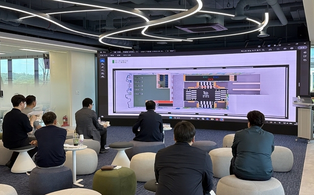 고양특례시가 관리부서인 교통정책과와 운영기관인 고양도시관리공사를 대상으로  ‘스마트 어린이 교통공원’ 조성 사업 설명회를 개최하고 있다. 고양시 제공