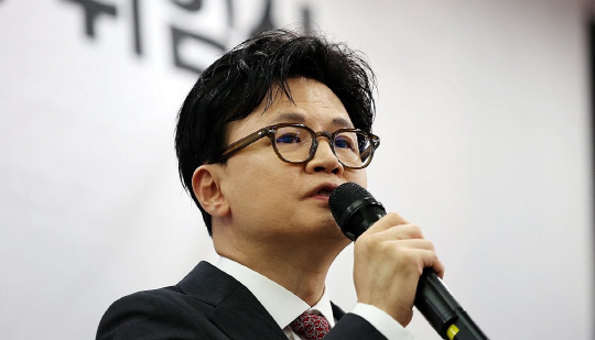 “내가 보수재건 할 전략자산…지금 써야할 때” 한동훈, 국힘 복당 시사