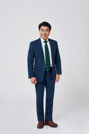 서강석 송파구청장 취임식…“한결같은 섬김행정 약속, ‘더욱 살기 좋은 송파’로 보답”