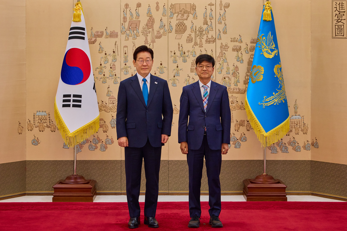 李가 임명한 이병태 “배재고 징계, 北같아…5·18 성역화”