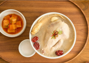 “줄서서 먹었는데, 이제 2만원이면 못가죠”…5년간 29% 가격 상승한 삼계탕