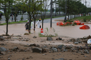 충청지역 폭우 피해 확산