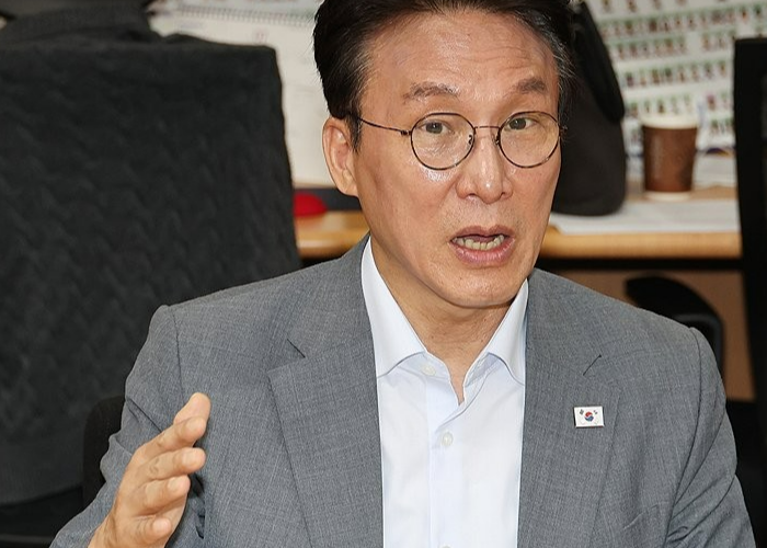 [속보]김민석“내일모레 총선하면 과반할 수 있나”