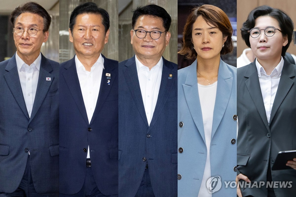 [속보]민주당 당대표 ‘5파전’ 확정…김민석·고민정·정청래·김보미·송영길