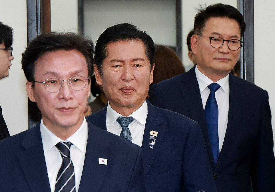 정청래“당원들이 집단폭행 당하는 날 지켜달라”