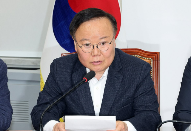 김재원 국민의힘 최고위원이 국회에서 열린 최고위원회의에서 발언하고 있다. 연합뉴스