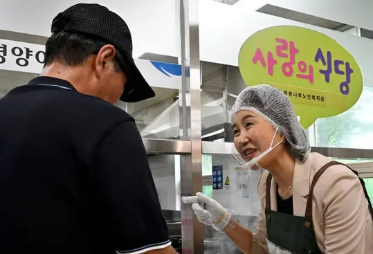 뉴시스