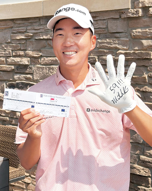 절정의 퍼트… 마이클 김 ‘꿈의 스코어 59타’ 달성[Golfer & Record]