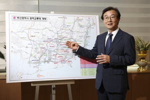 “가덕도 신공항, 부울경 100년 성장동력… 수도권 일극체제 깰 것”[민선 9기 희망을 말한다]