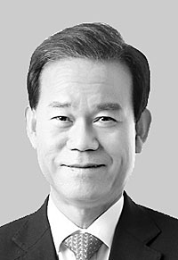 경찰 고위직 수사권과 외압 통로 우려[포럼]