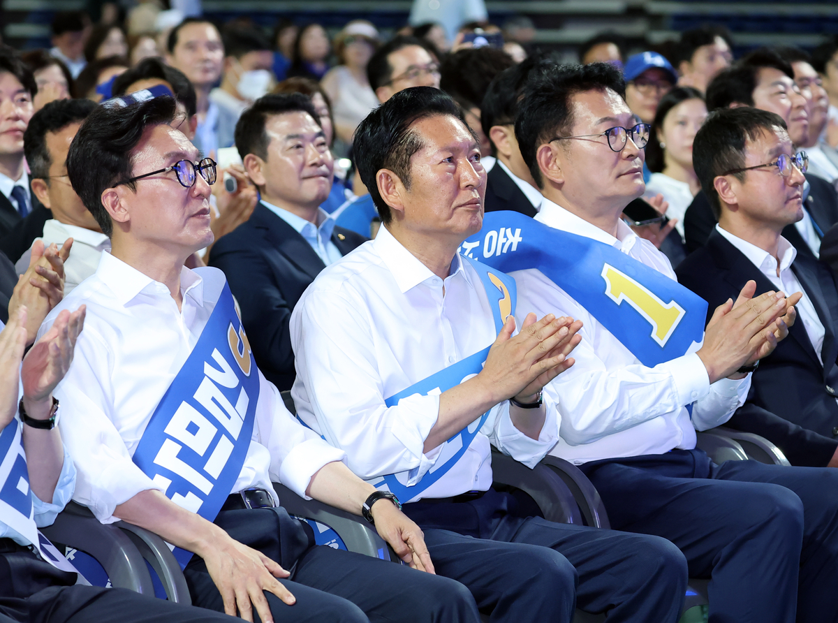 김민석-정청래 막말 공방…이들은 과연 화합할 수 있을까