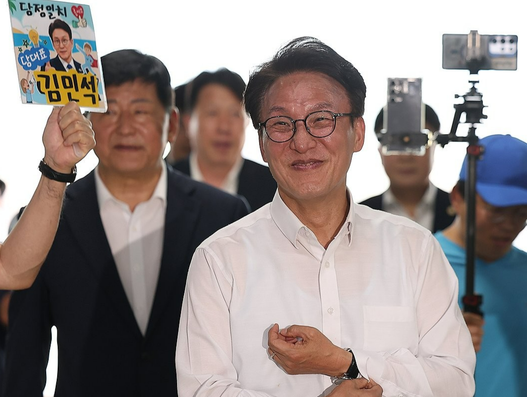 김민석 “조작 기소, 취소가 원칙…재판 통한 해결은 야만”