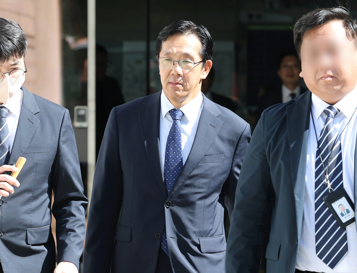 [단독]법무부 감찰위, 대검과 다른 결론… “李 공소취소 명분쌓기”