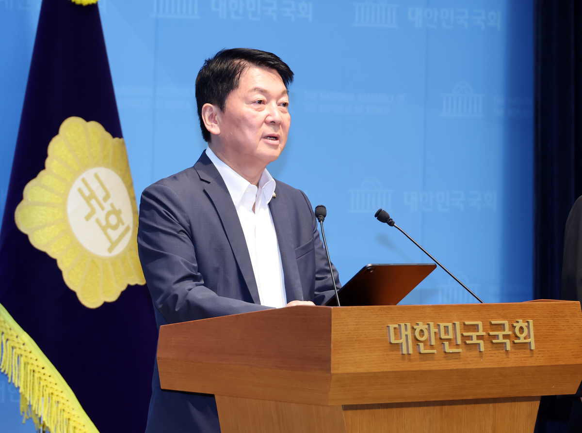 [속보]안철수 “지금 핵 무장 프로젝트 필요”