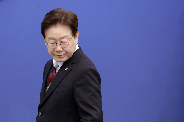이재명 대통령, 집값과의 전쟁 선포? "부동산 폭등 안 방치"