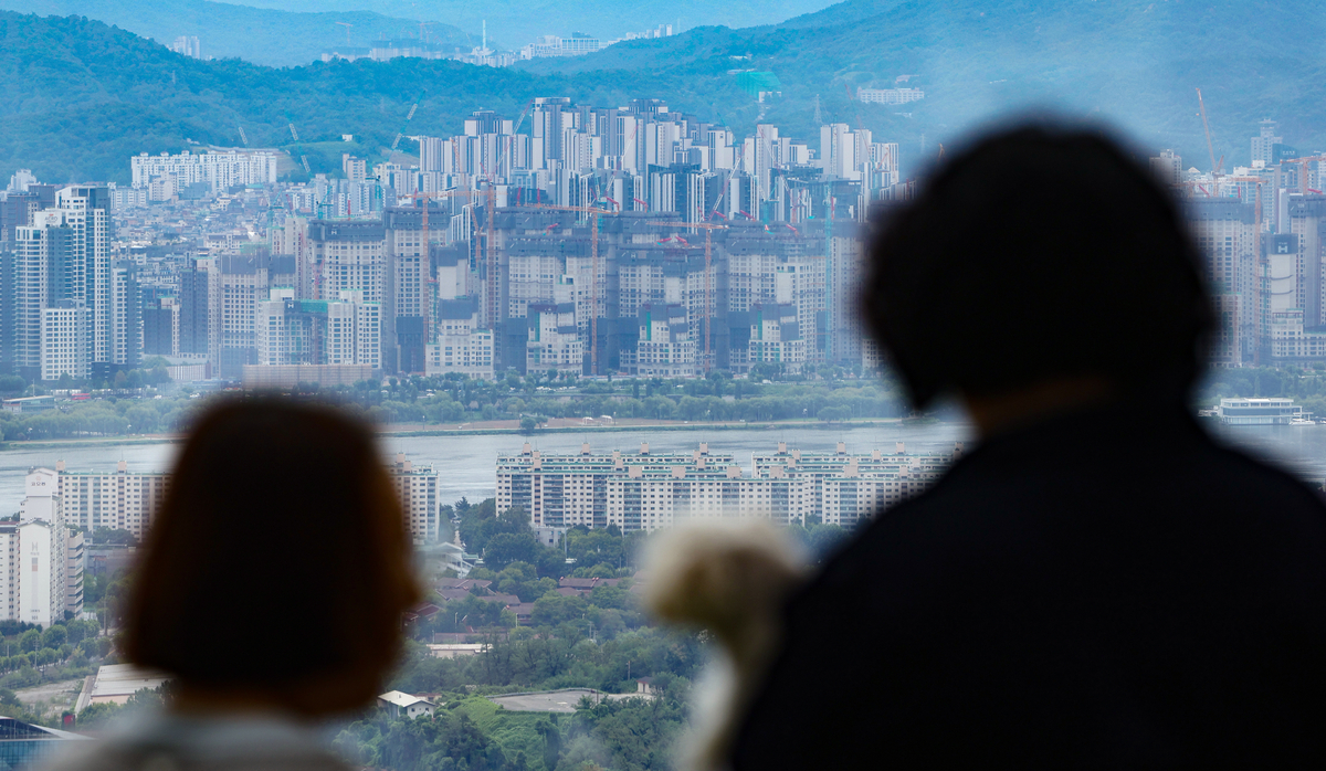 "공급 늘리면서 대출규제...정부, 부동산 정책 모순" - 뉴스 썸네일 이미지