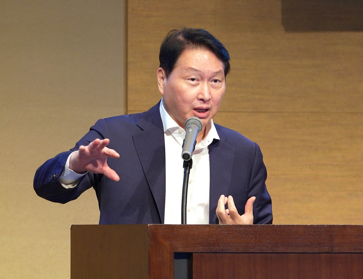 최태원 "日키옥시아 폭넓은 협력 가능" - 뉴스 썸네일 이미지