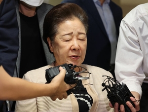 ‘정교유착’ 한학자 총재, 1심서 징역 2년 “항소할 것”
