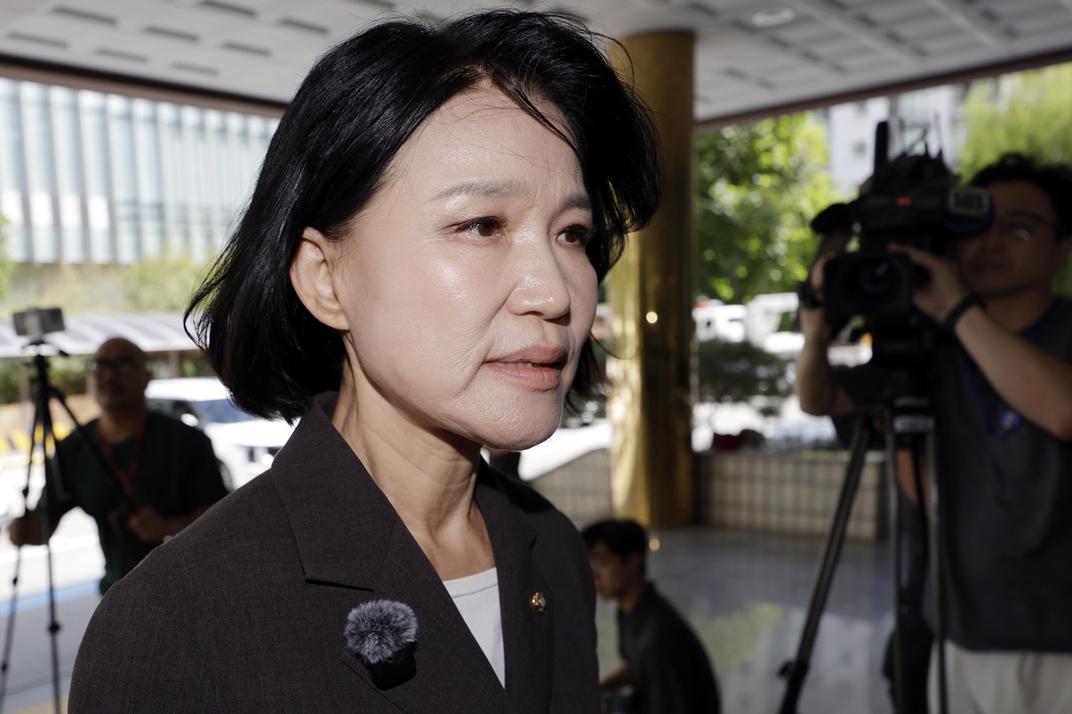 이진숙 “‘여자 전두환’ 추가 고소”…‘여자 히틀러’ 김민석 고소인 자격 출석
