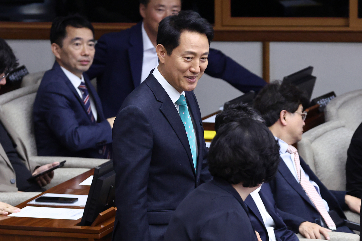 [단독] 오세훈표 ‘청년 AI 예산’ 전액 삭감 위기에…서울시의회 여야 ‘끝장토론’