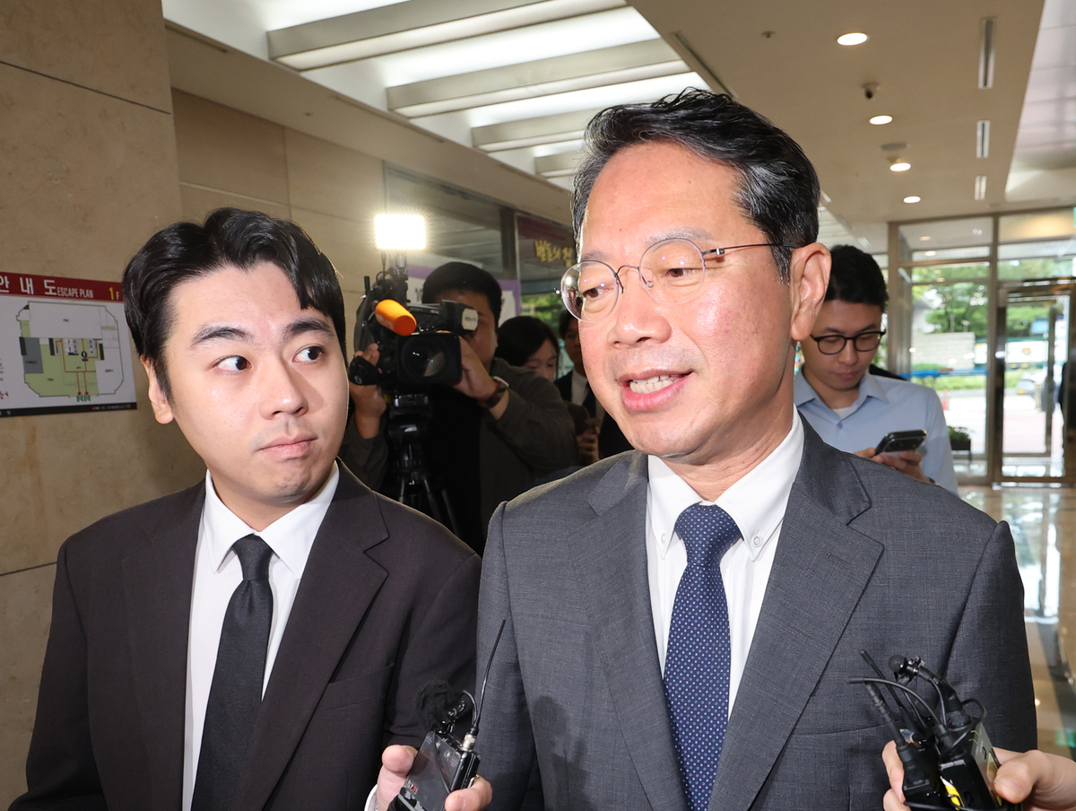 [단독]김승원, 두 달 전 ‘배임죄 손질법’ 발의… “또 다른 공소취소”