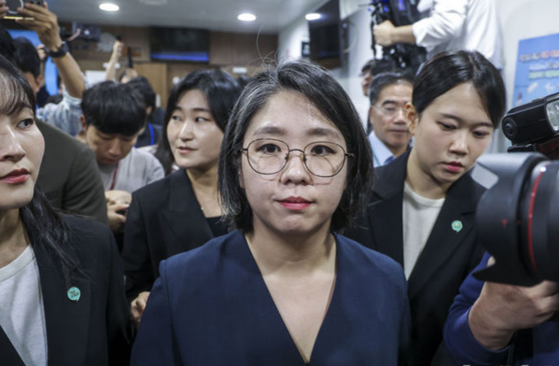 [속보]안철수 “용, 한낮에 주폭 회견…대통령은 폭발물 수거하시기 바랍니다”
