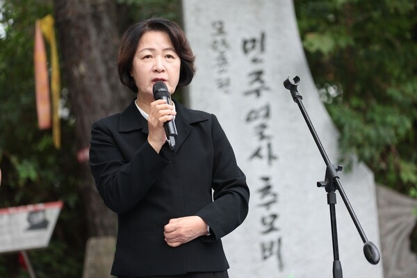 [속보]추미애 “대통령 왜 내란세력에 전전긍긍” 작심발언