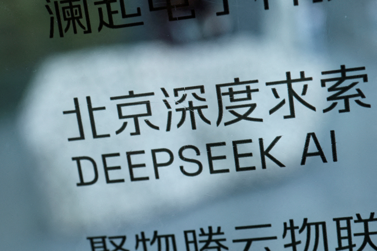 中딥시크 핵심 개발자, 앤트로픽 직격…“최첨단 AI 독점 땐 디스토피아”