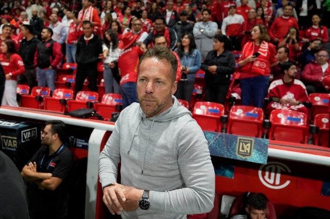 충격! 손흥민의 LAFC, 마크 도스 산토스 감독