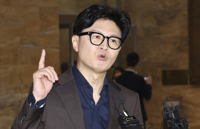 “노무현 존경 안한다” 한동훈의 말
