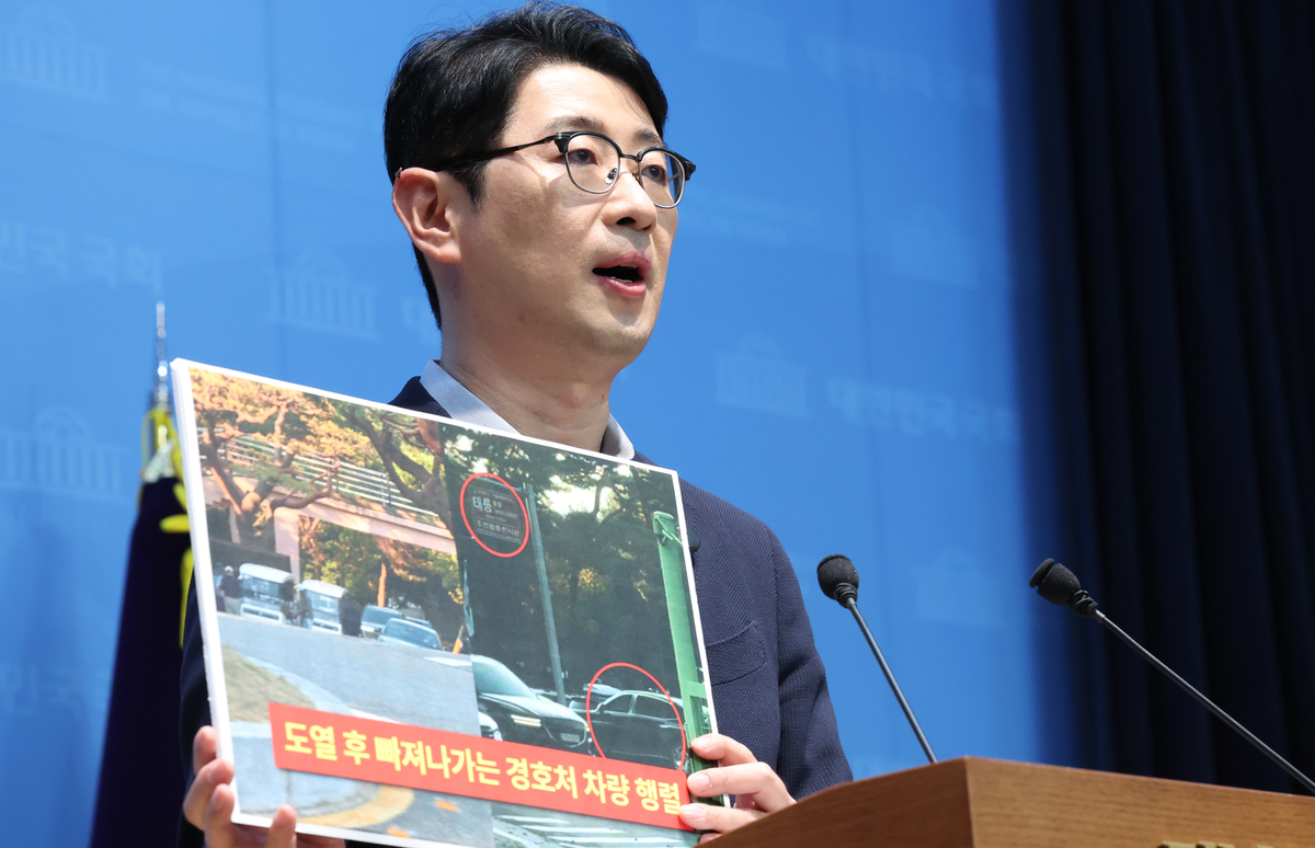 [속보]주진우 “대구 구조 10시50분 끝났는데, 靑 12시30분에 메시지…장난치나”