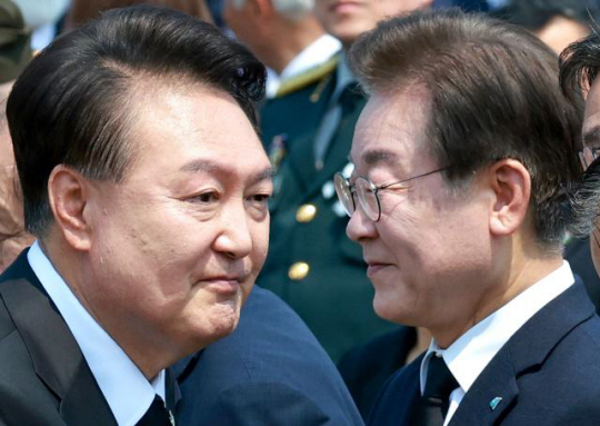이준석“밤새 술먹는 사람 지나, 밤새 SNS하는 사람”