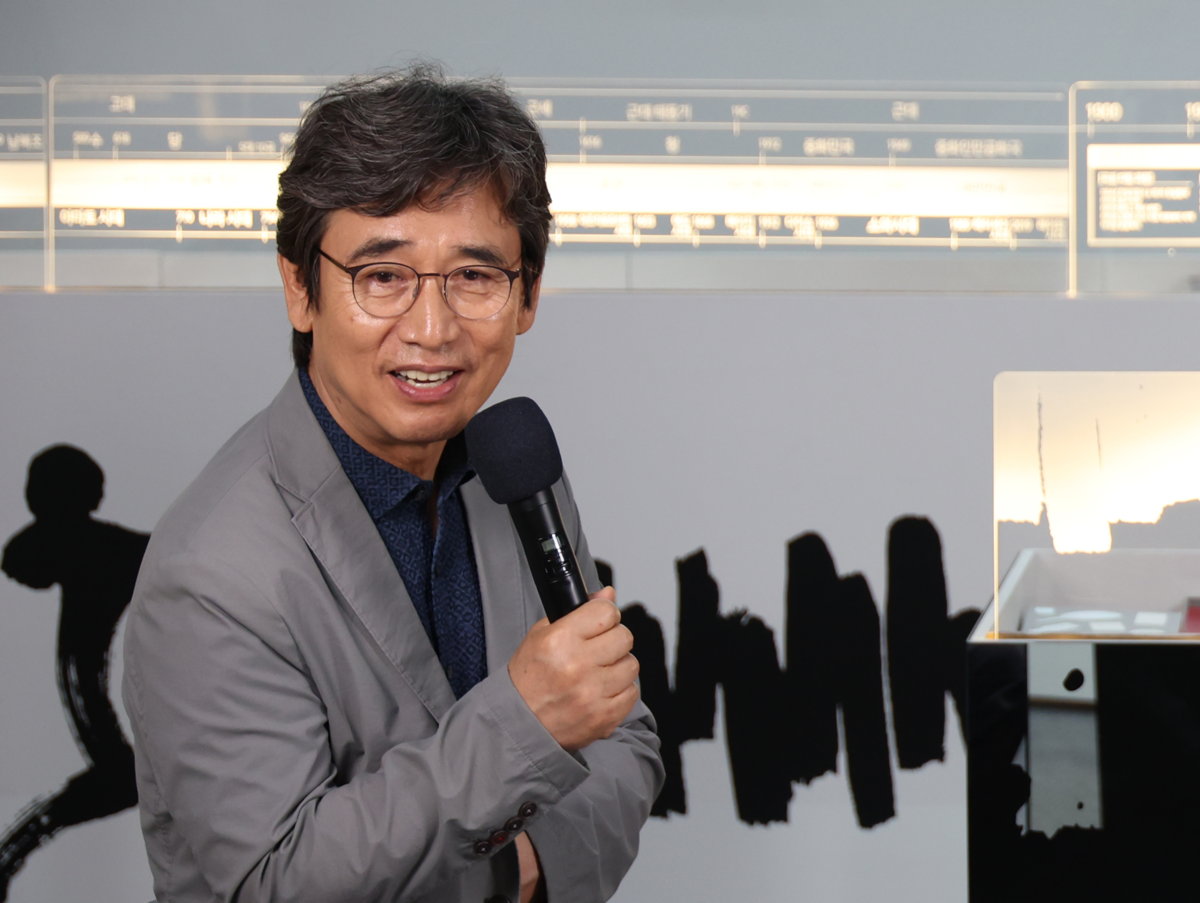 South Korean police investigate complaint over writer’s remarks about president