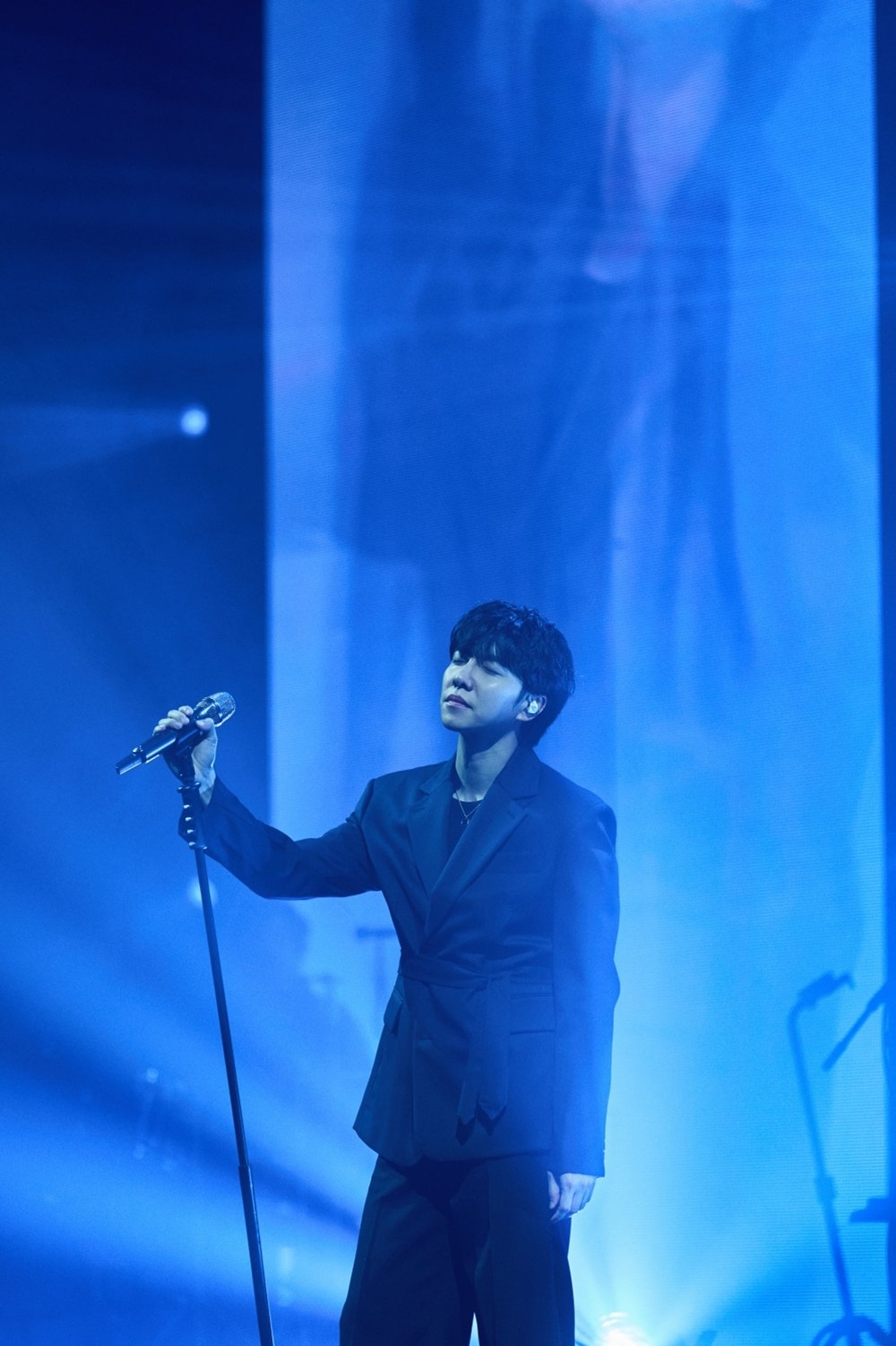 “깊고 단단했다”…이승기가 펼친 150분 음악의 향연