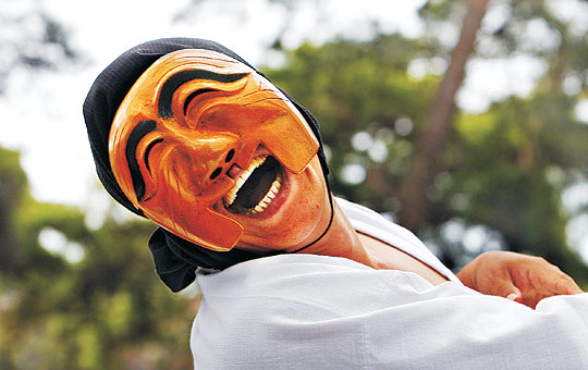 박상문의 Photo & Essay>세상 시름 다 감추고 나처럼 웃어보게나 | 문화일보