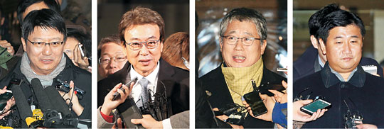 ‘정윤회 국정개입 의혹’ 청와대 문건 유출 사건으로 검찰에 출석해 조사를 받은 박지만(왼쪽부터) EG 회장,정윤회 씨, 조응천 전 청와대 공직기강비서관, 박관천 경정.   문화일보 자료사진