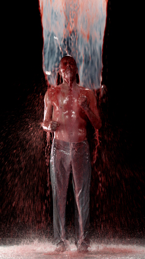 도치된 탄생(Inverted Birth, 2014). 8분 22초. 국제갤러리 제공