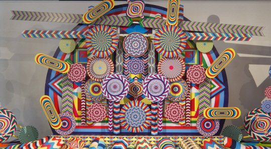 빠키, ‘어젯밤에 본 너’ (부분), 키네틱인스톨레이션, 2015, 대림문화재단 소장.
