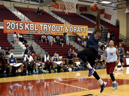 19일부터 22일(한국시간)까지 미국 네바다주 라스베이거스에서 2015~2016시즌을 앞둔 KBL 외국인 선수 트라이아웃 및 드래프트가 열렸다.  KBL 제공